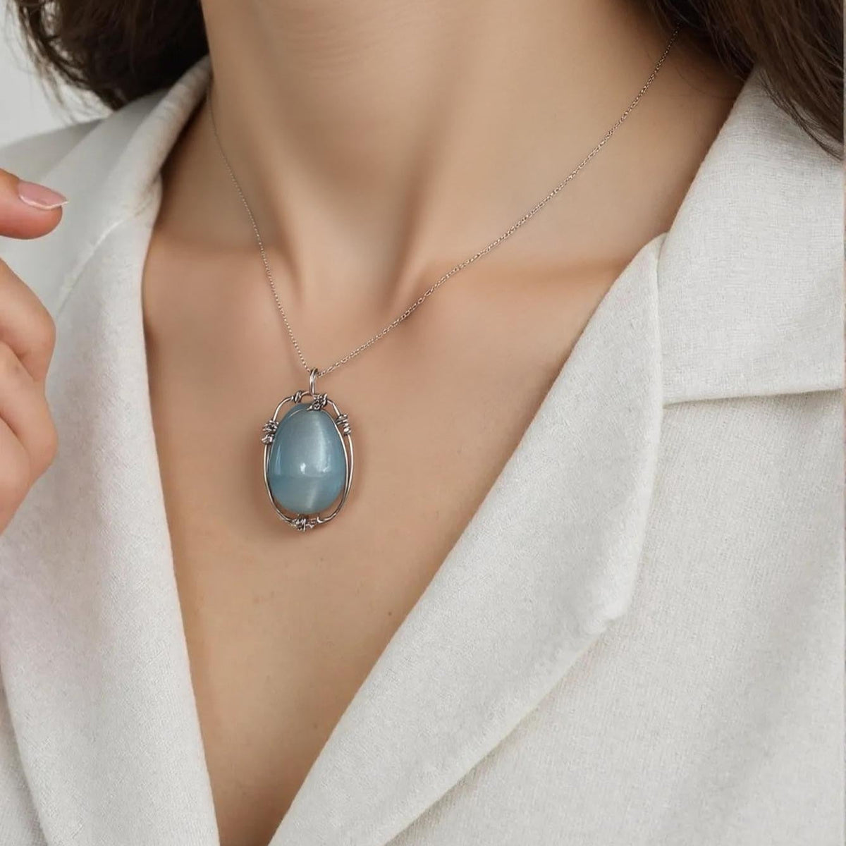 Wear Your Story: How Gemstone Jewellery Celebrates Feminine Strength