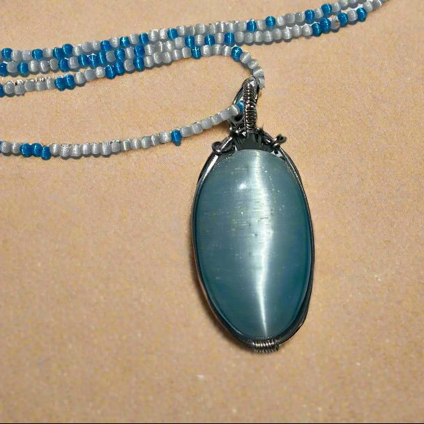 01-P12-1 Cat's Eye Pendant on Beaded Necklace