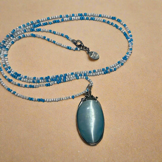 01-P12-1 Cat's Eye Pendant on Beaded Necklace