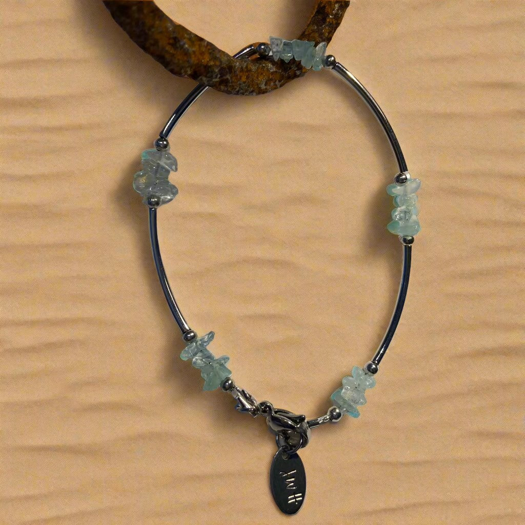 05-B4-02 Aquamarine Tube Bracelet March Birthstone