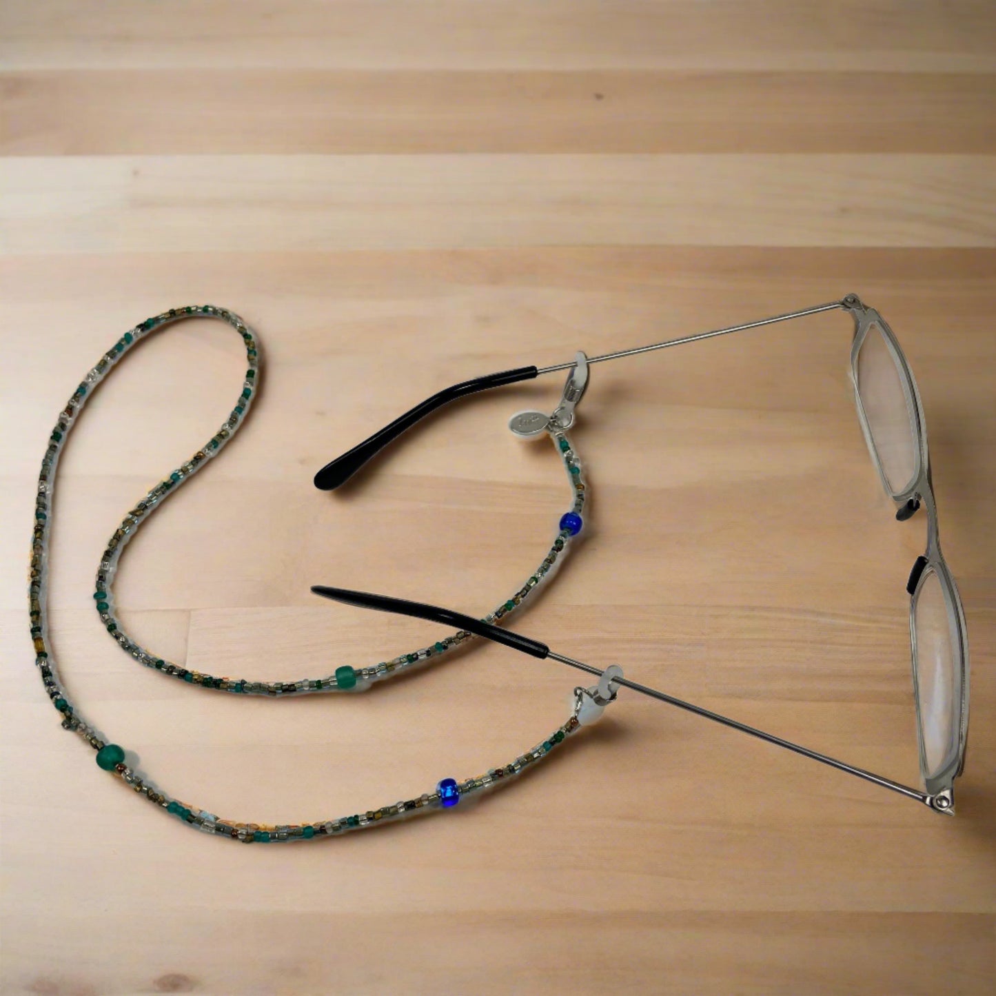 JWH Designs - Nature Inspired Artistic Jewellery - Beaded Eyeglass Holder - Eyewear Retainer